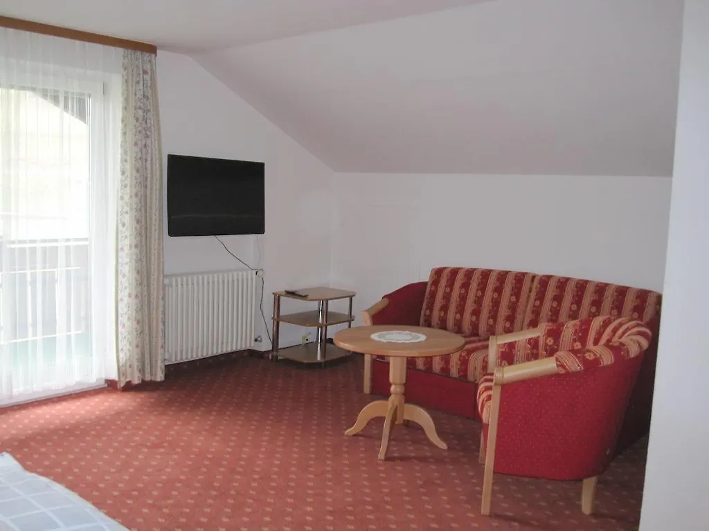 Gaestehaus Wiesenhof Fischen im Allgaeu Guest house